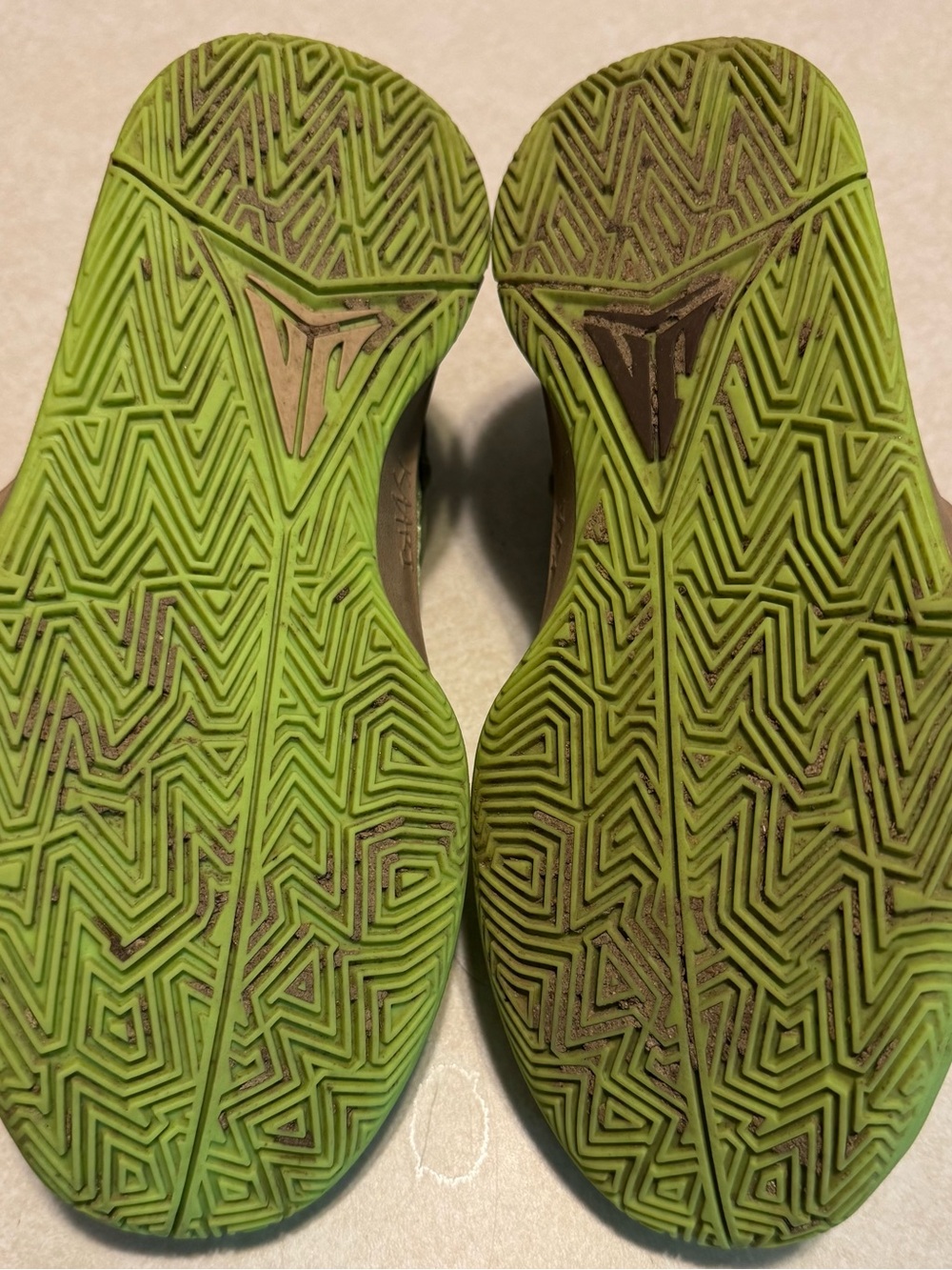 Nike Ja 1 Zombie Halloween - Picture 6 of 7
